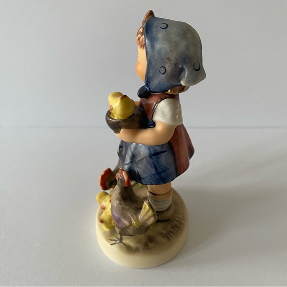 Hummel Figurine: 199/0 “Feeding time” - Picture 5 of 9